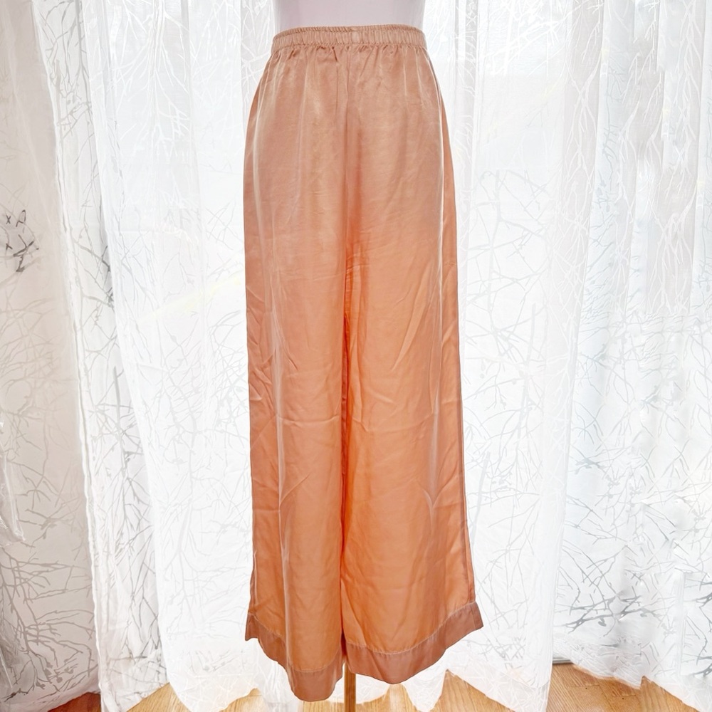 CALI BY CALI DREAMING FAWN TAN ELASTIC WAISTBAND TYLER WIDE LEG PANTS - Picture 2 of 8